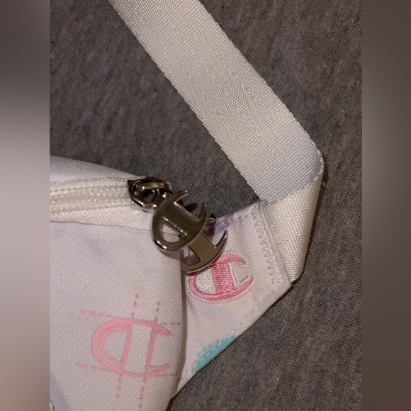 Champion Girls Logo Waist Sling Fanny Pack - Picture 5 of 8
